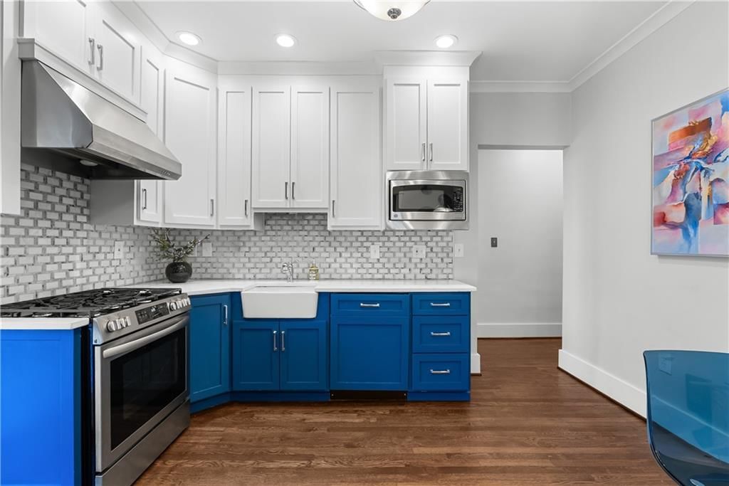 1320 E 29th Street — photo 16