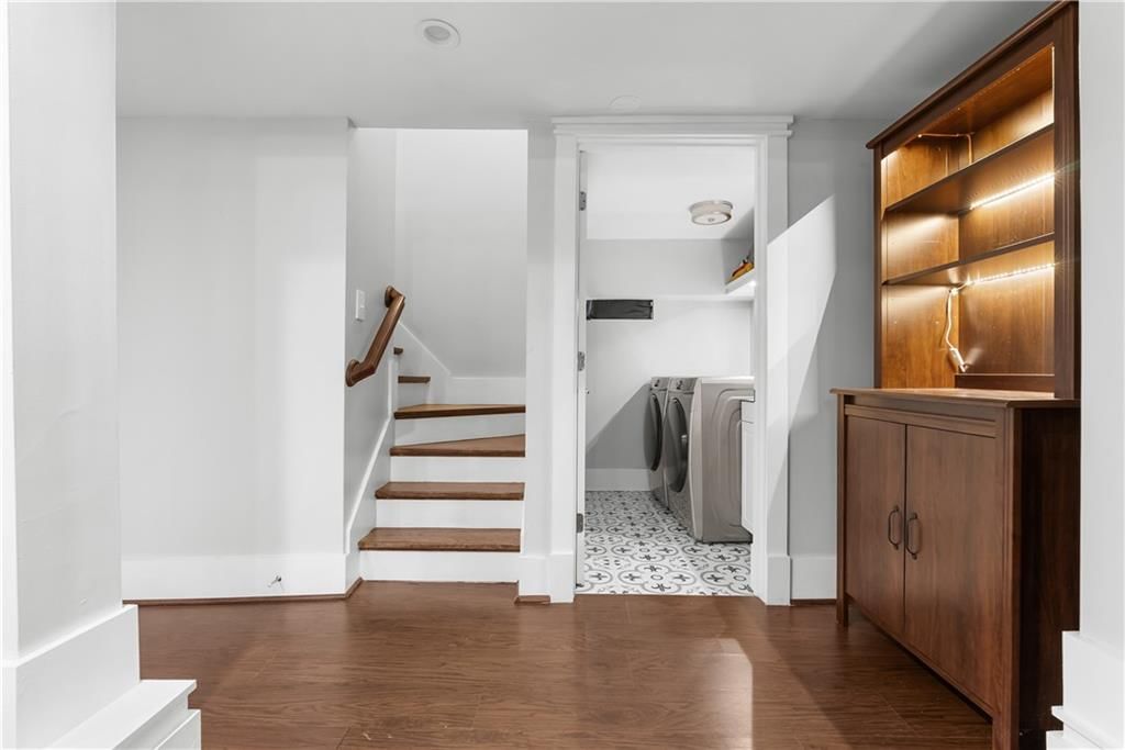 1320 E 29th Street — photo 27