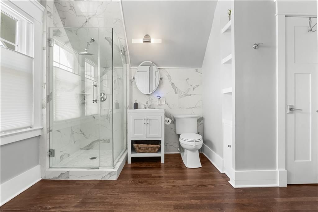 1320 E 29th Street — photo 56