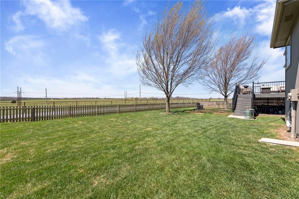 1910 Prairie Clover Road — photo 39