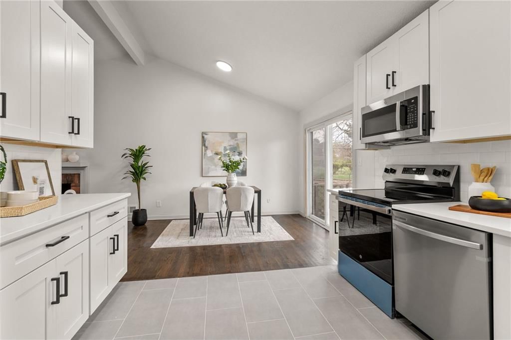 8813 W 90th Terrace — photo 14