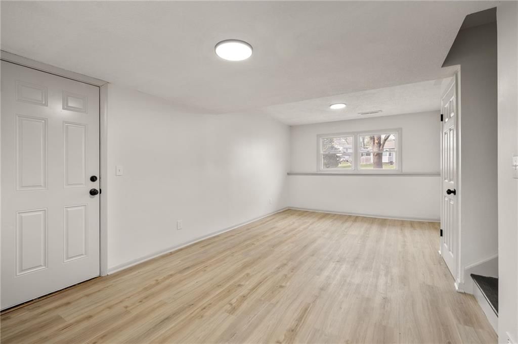 8813 W 90th Terrace — photo 31