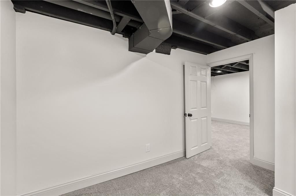 8813 W 90th Terrace — photo 35