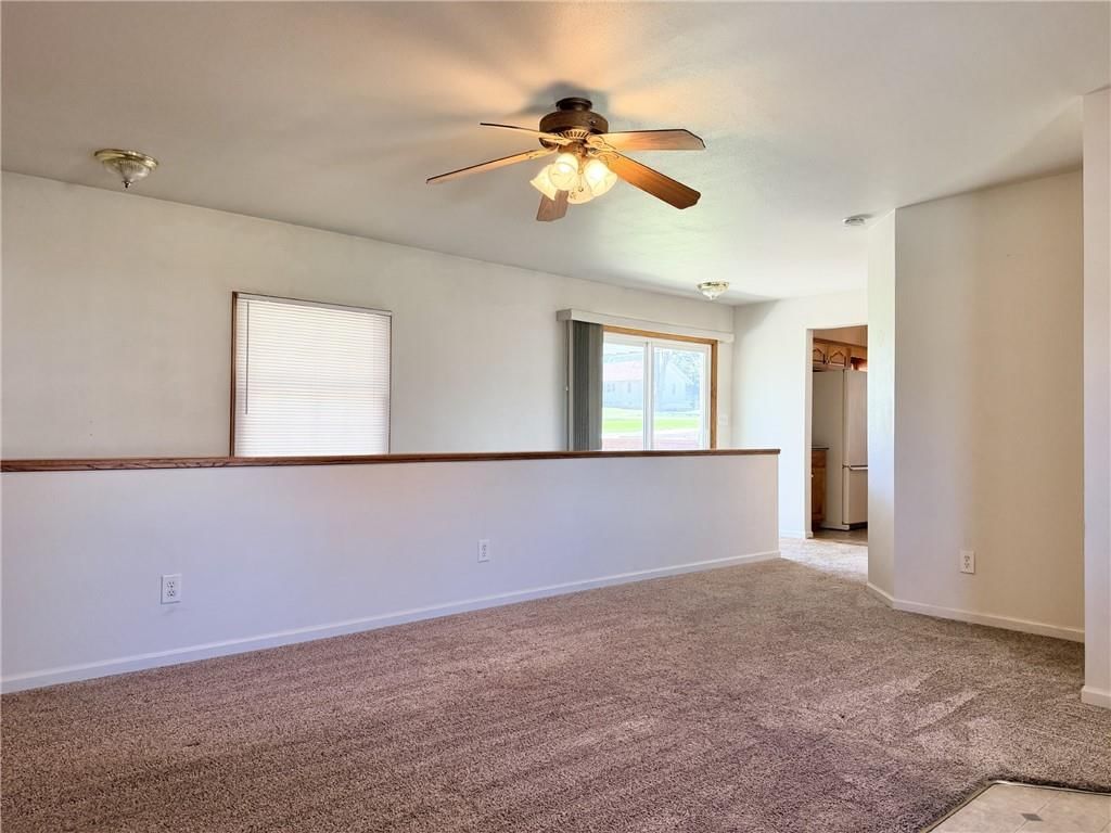 1404 E 13th Street — photo 11