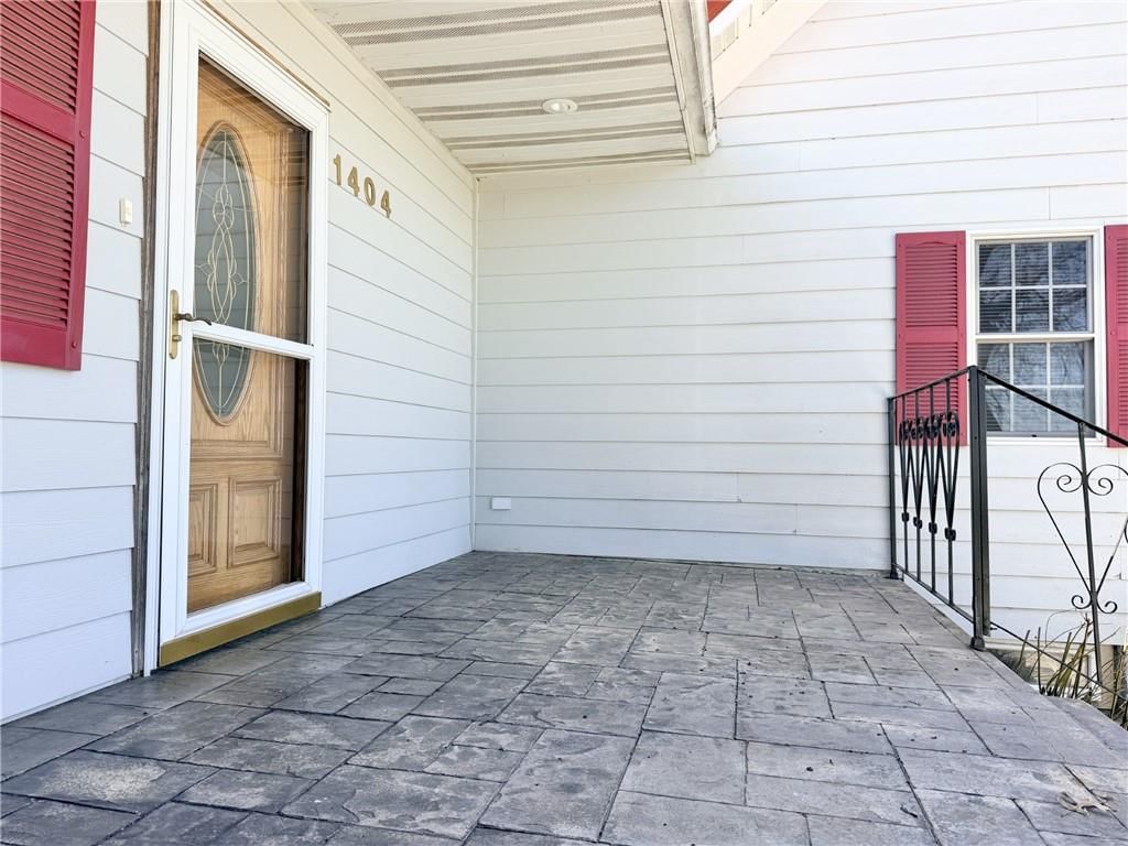 1404 E 13th Street — photo 24