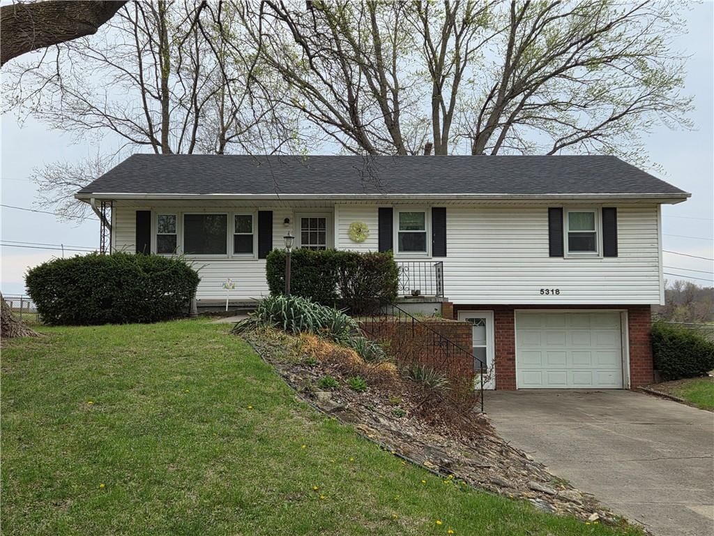 5318 Ethel Drive, St Joseph, MO
