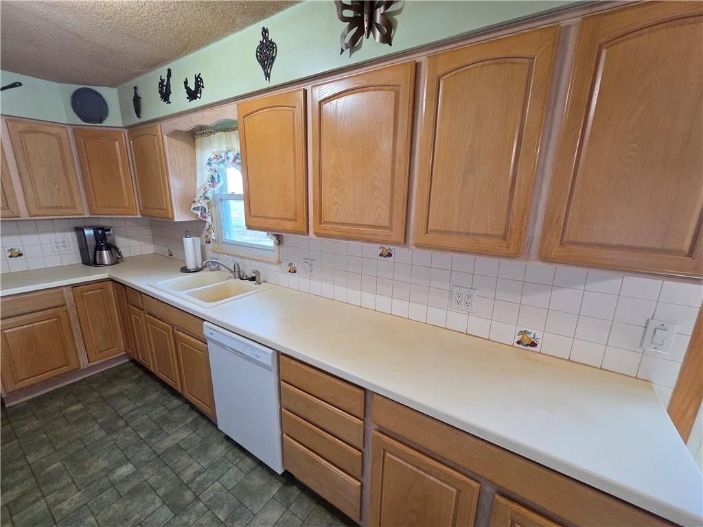 5318 Ethel Drive — photo 8