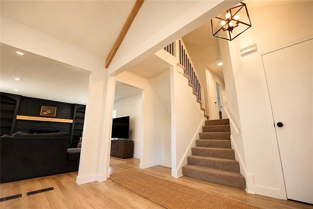 3510 NE Kingwood Place — photo 8