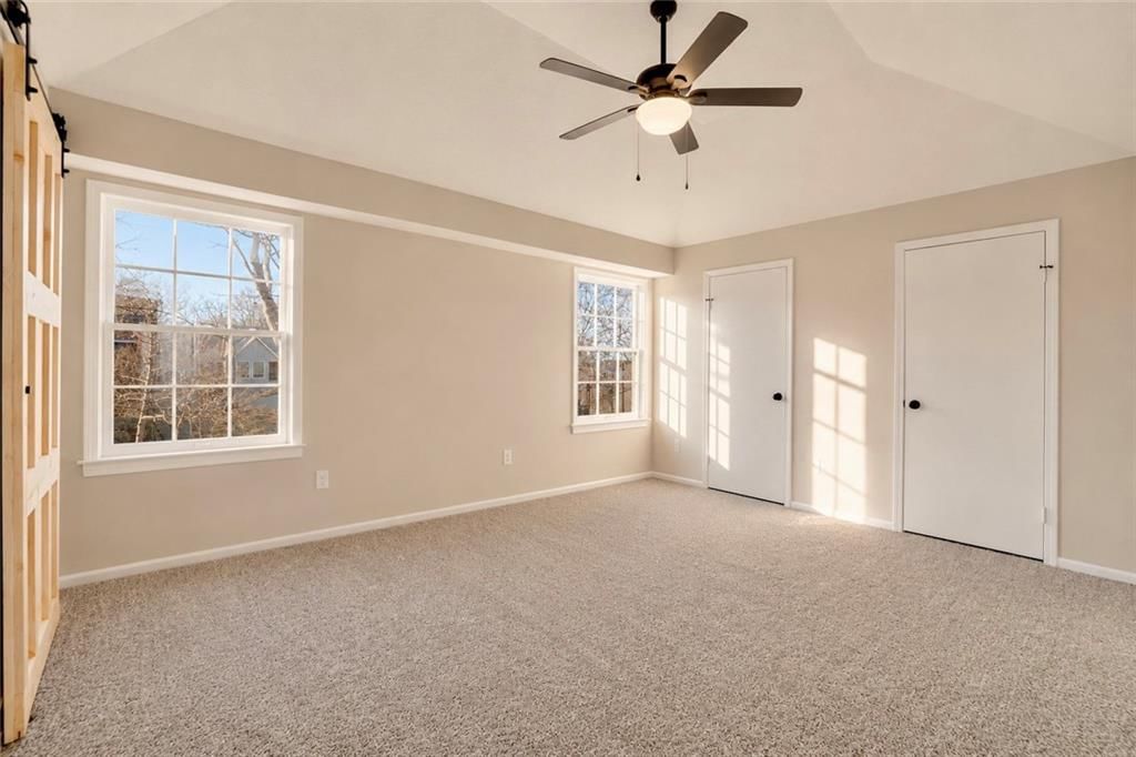 3510 NE Kingwood Place — photo 10