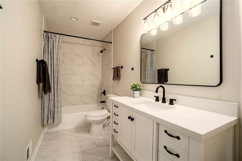3510 NE Kingwood Place — photo 12