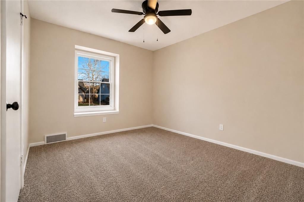 3510 NE Kingwood Place — photo 13