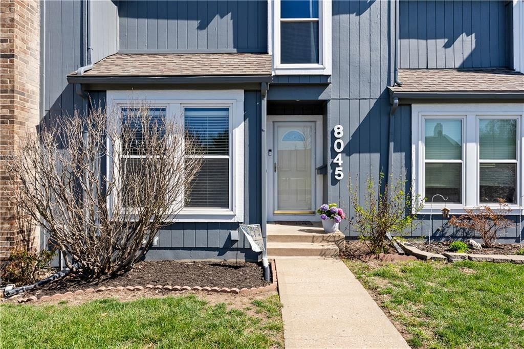 8045 Monrovia Street, Lenexa, KS