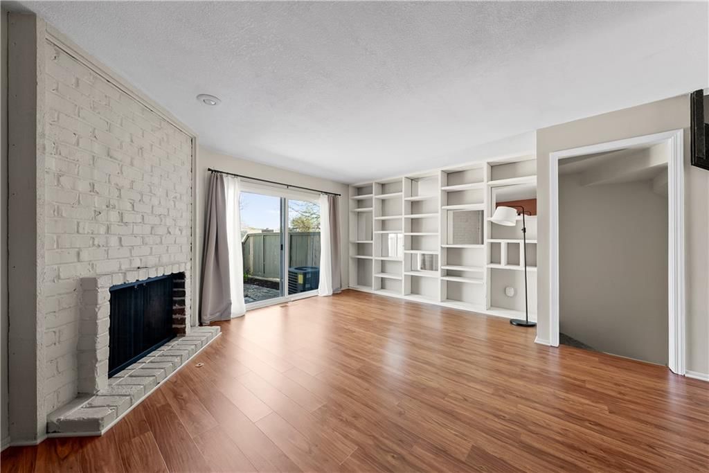 8045 Monrovia Street — photo 5