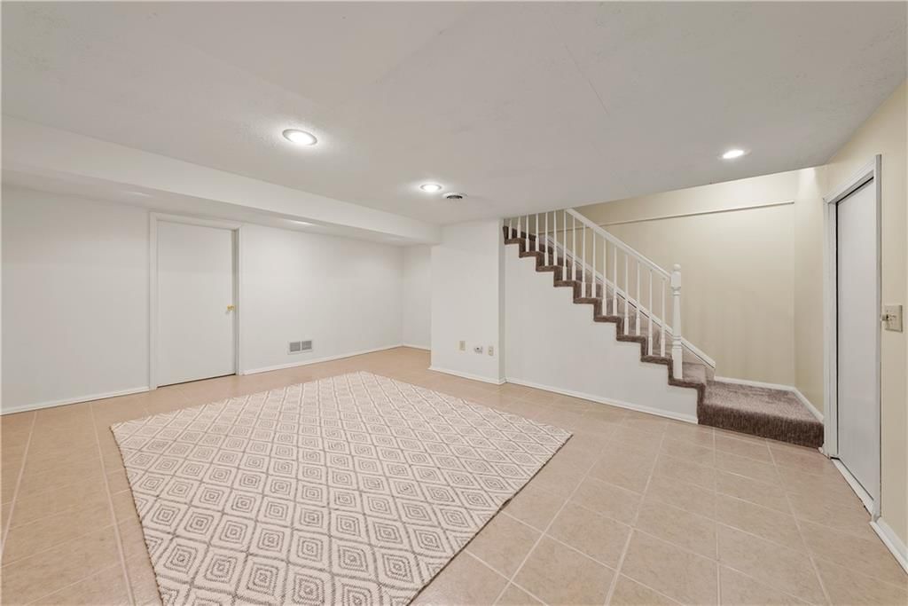 8045 Monrovia Street — photo 23