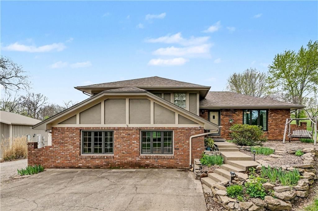 17710 Sycamore Street, Holt, MO