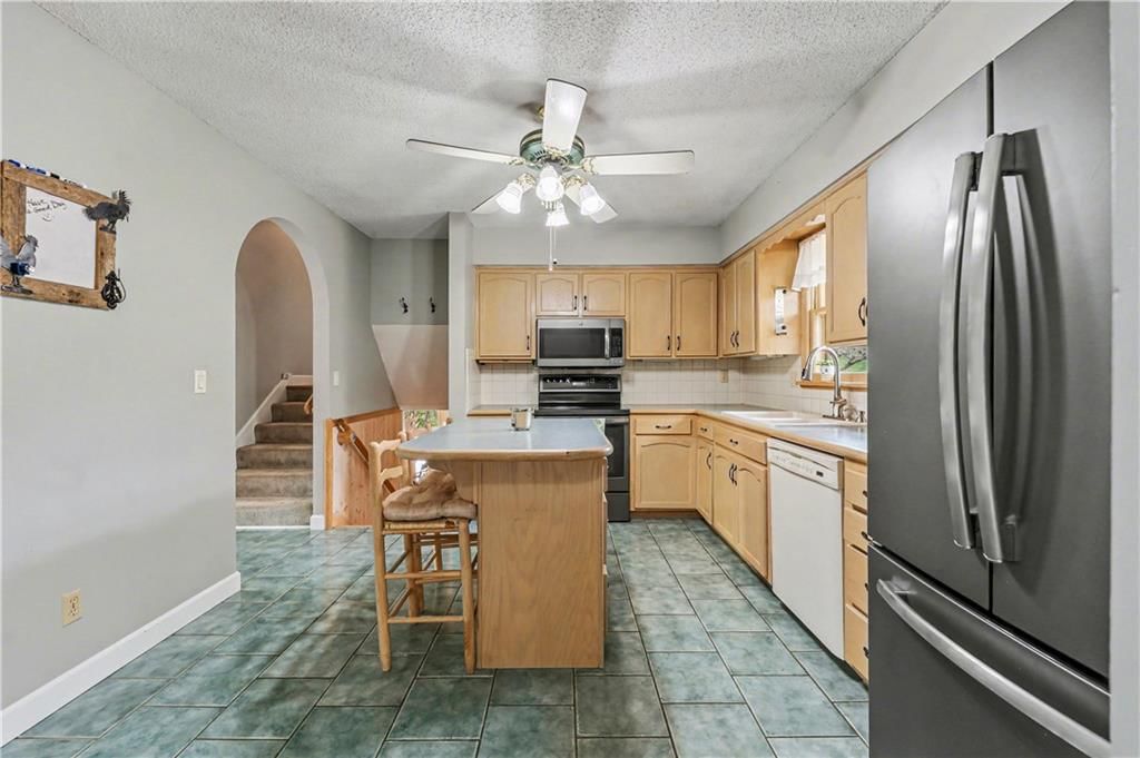 17710 Sycamore Street — photo 9