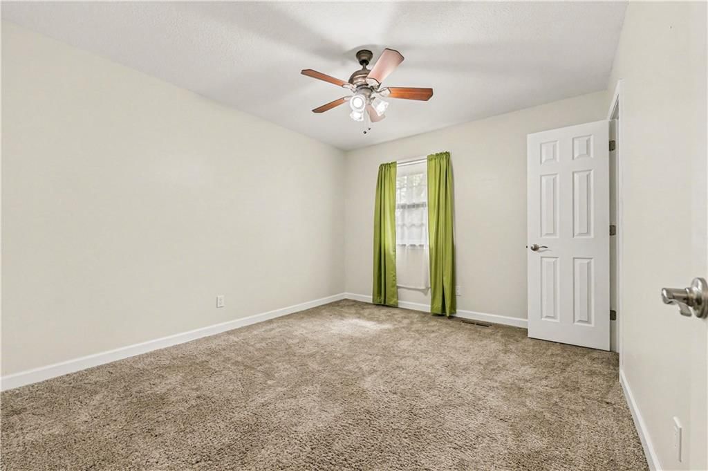17710 Sycamore Street — photo 15