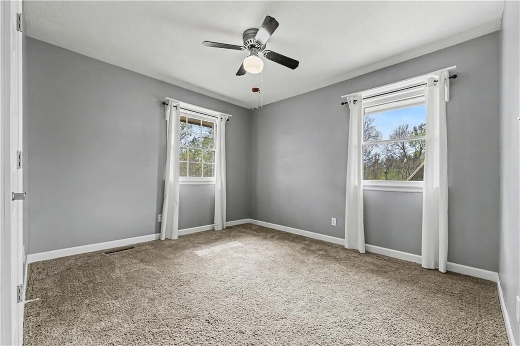 17710 Sycamore Street — photo 16
