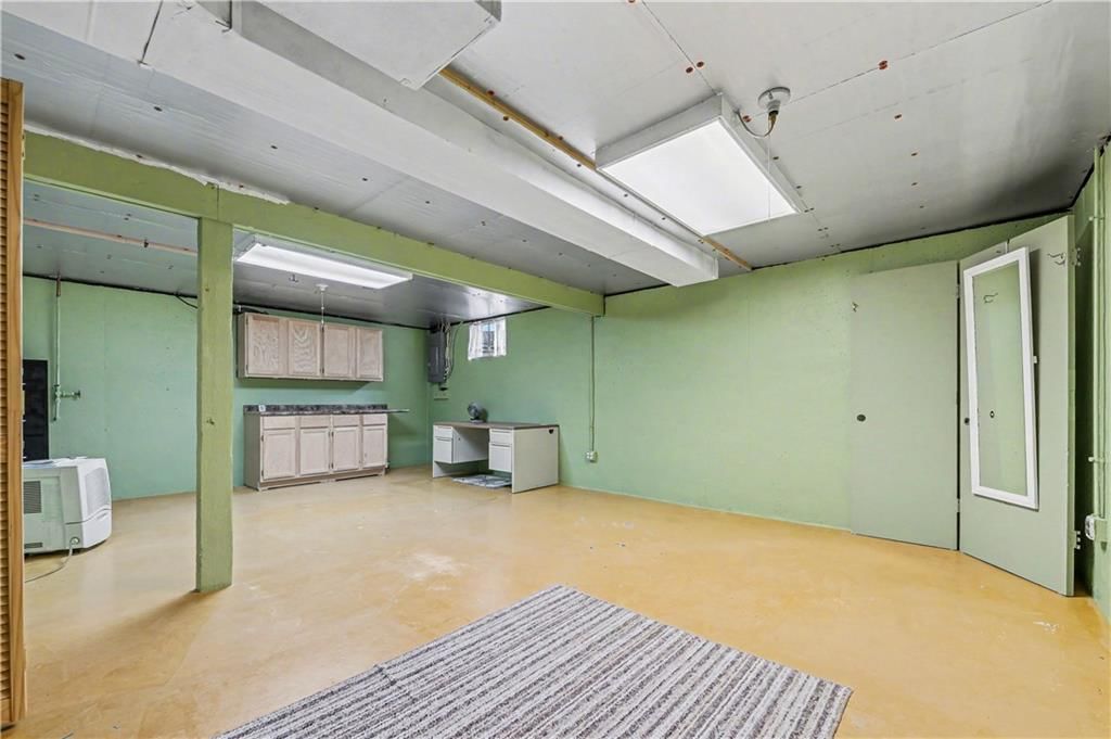 17710 Sycamore Street — photo 29