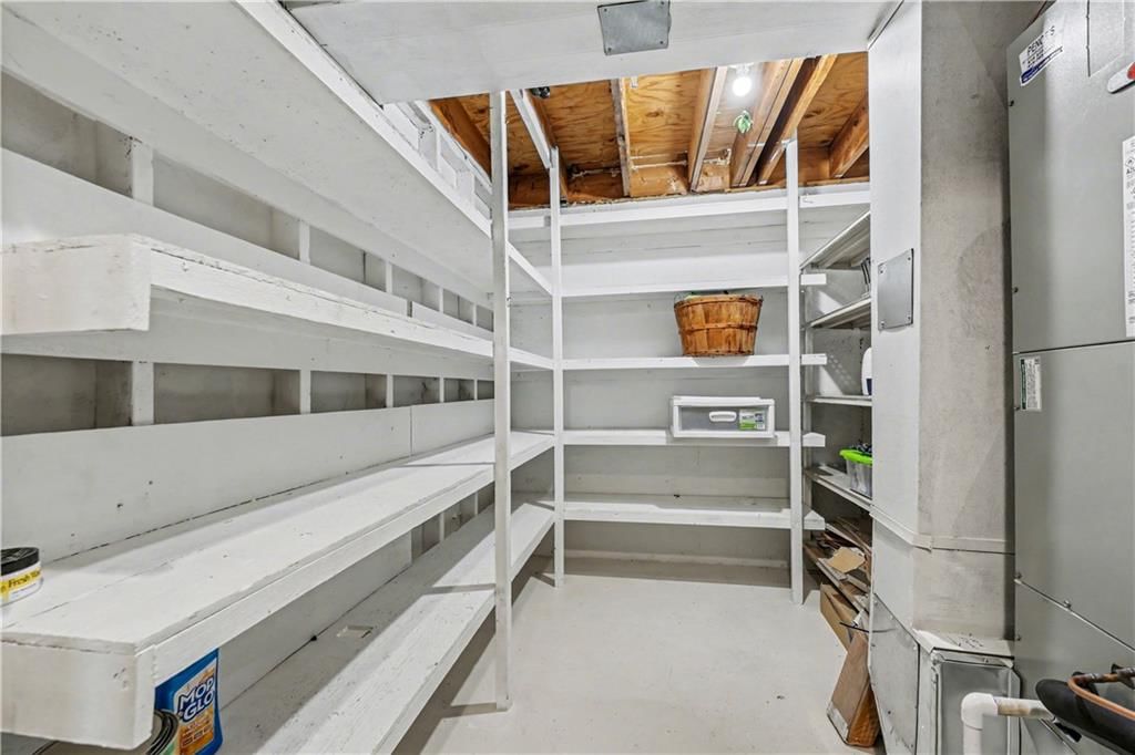17710 Sycamore Street — photo 30