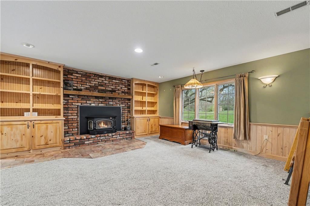 17710 Sycamore Street — photo 31