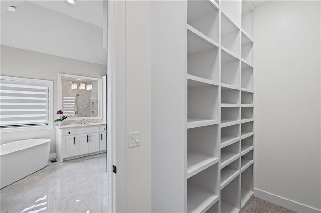 5701 NW 103rd Street — photo 22