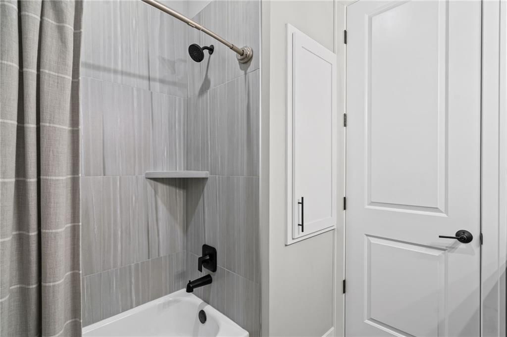 5701 NW 103rd Street — photo 27