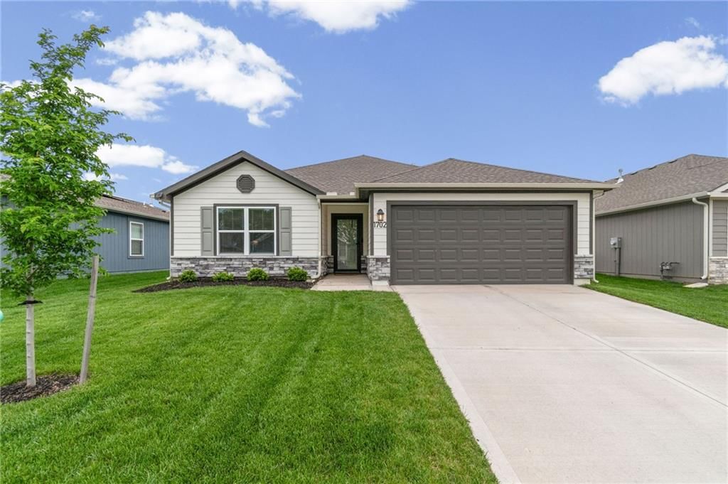1702 Maci Street — photo 4