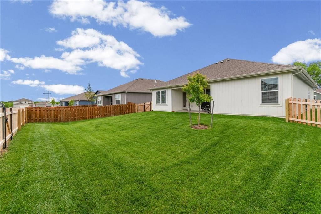 1702 Maci Street — photo 27