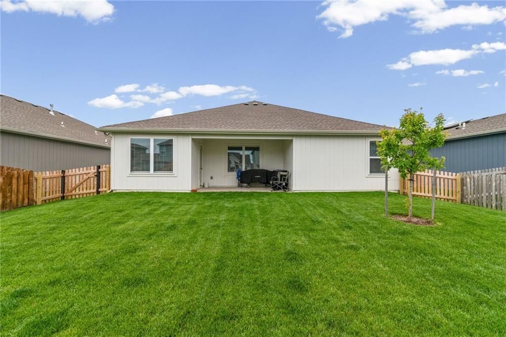 1702 Maci Street — photo 28