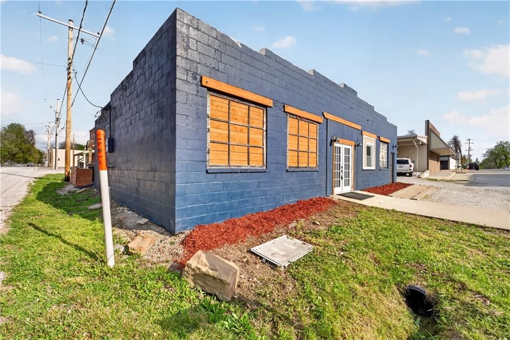 405 N Virginia Avenue — photo 3