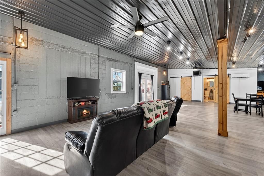 405 N Virginia Avenue — photo 12