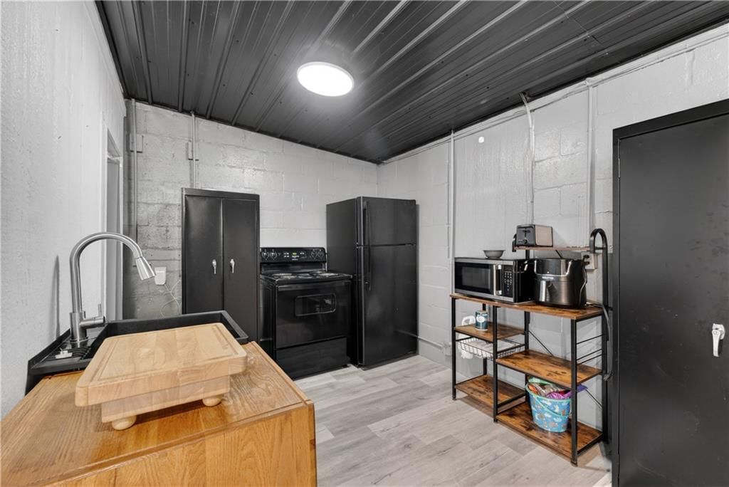 405 N Virginia Avenue — photo 13