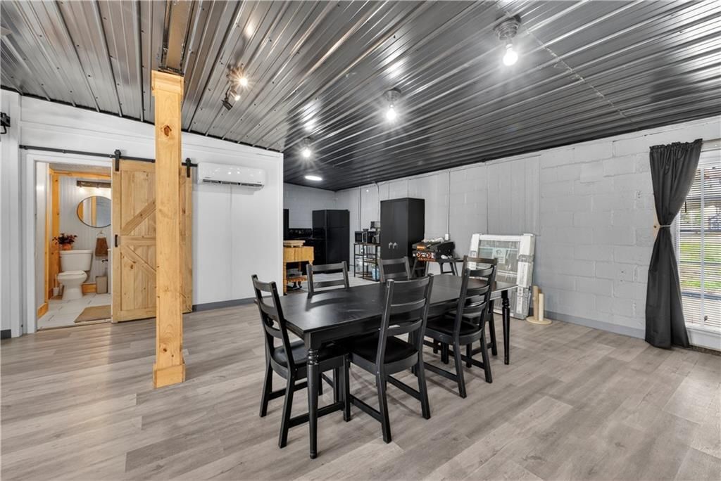 405 N Virginia Avenue — photo 16