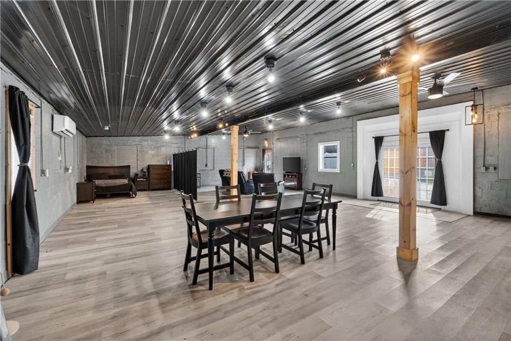 405 N Virginia Avenue — photo 18