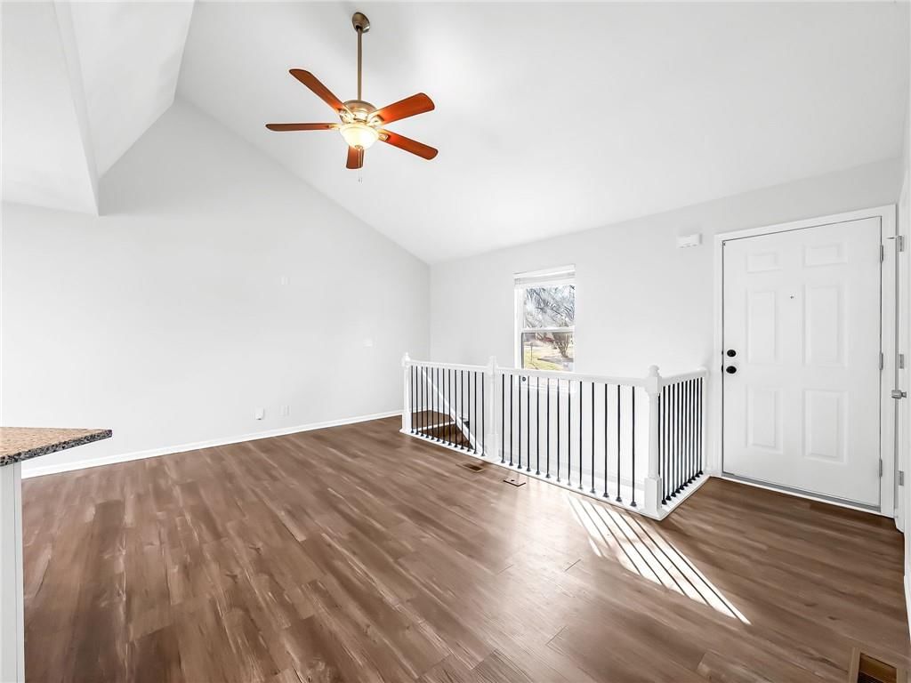 126 NW 4th Street — photo 10