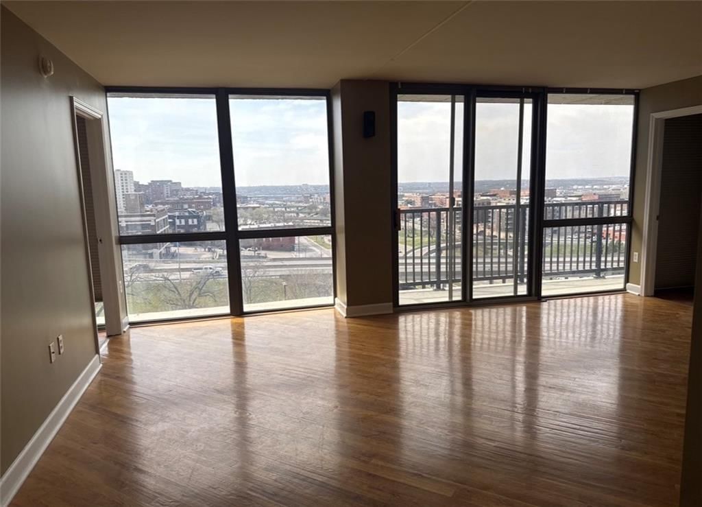 600 Admiral Boulevard — photo 24