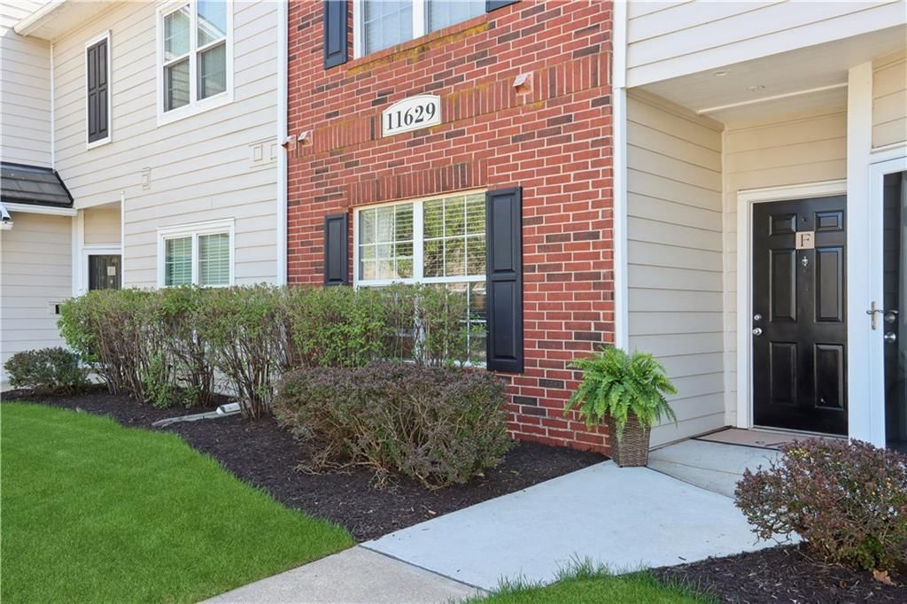 11629 Tomahawk Creek Parkway — photo 2