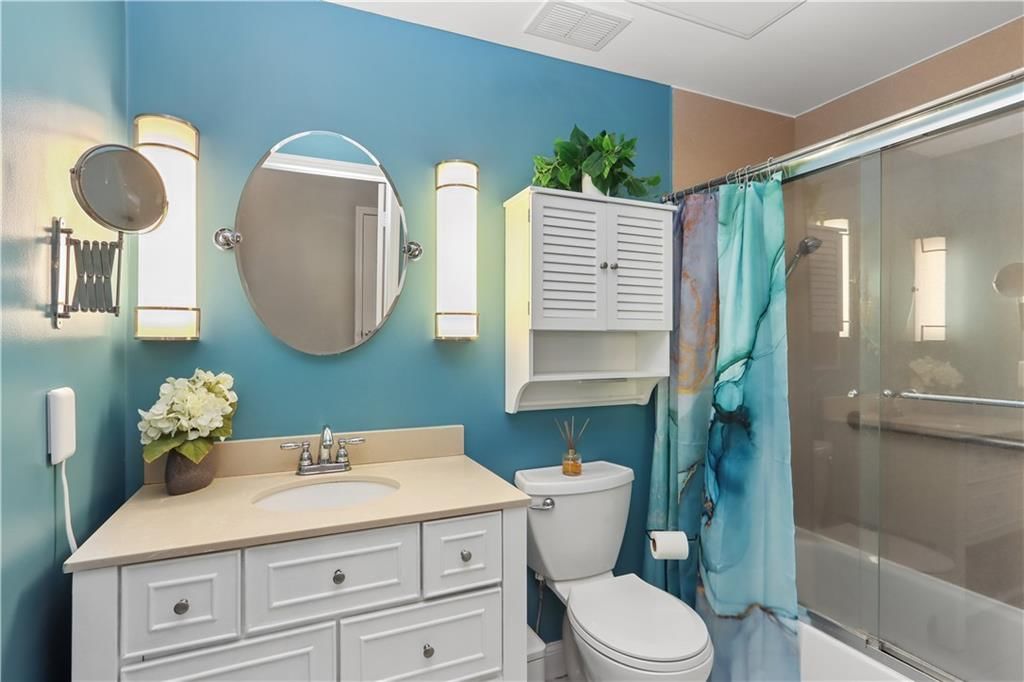 11629 Tomahawk Creek Parkway — photo 5