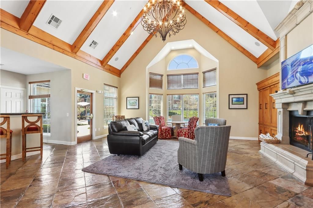 11629 Tomahawk Creek Parkway — photo 18