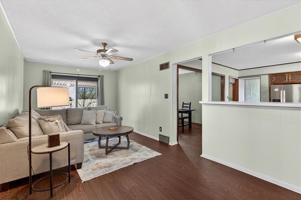 1715 N Dodgion Avenue — photo 9