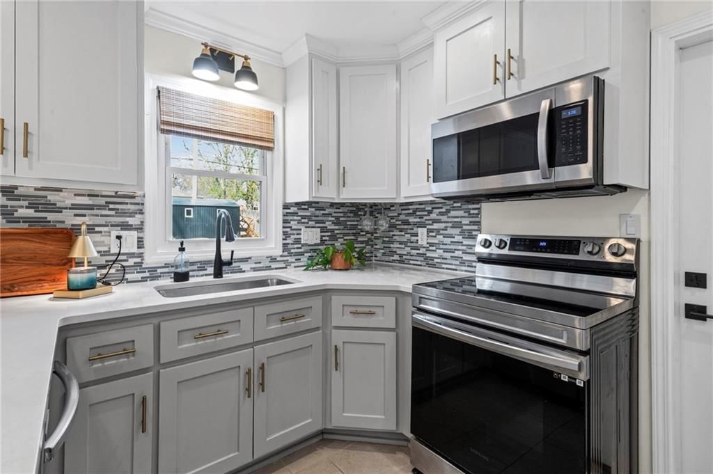 7522 W 64th Terrace — photo 8