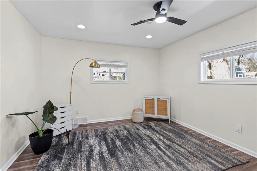 7522 W 64th Terrace — photo 11