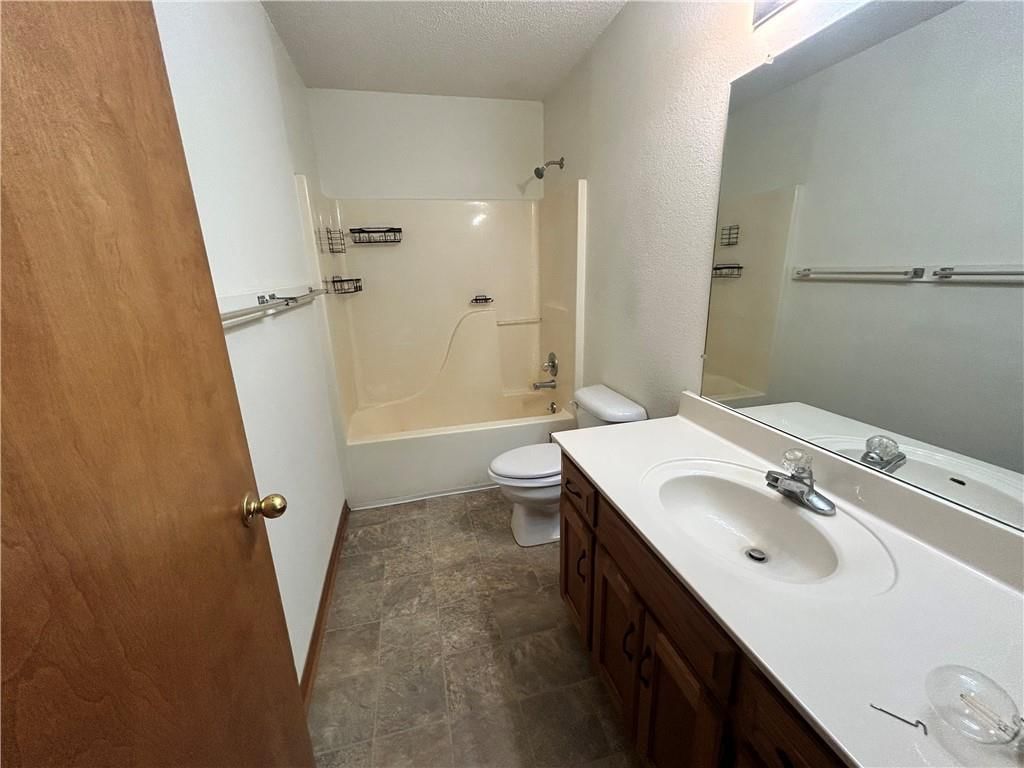 703 Wilkes Drive — photo 13