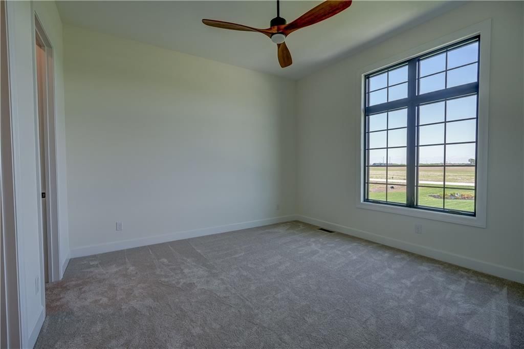 18904 Bella Terra Road — photo 44