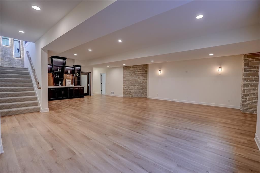 18904 Bella Terra Road — photo 48