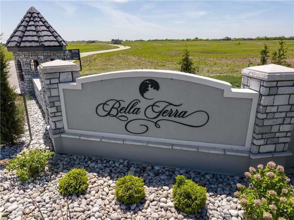 18904 Bella Terra Road — photo 68