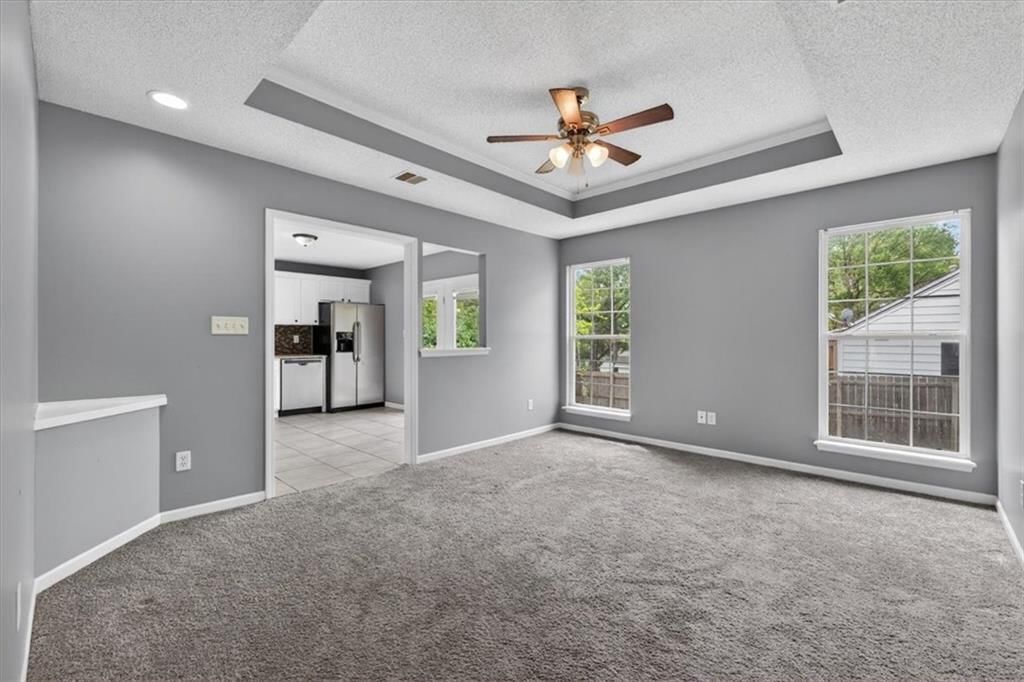2800 S Fuller Avenue — photo 2