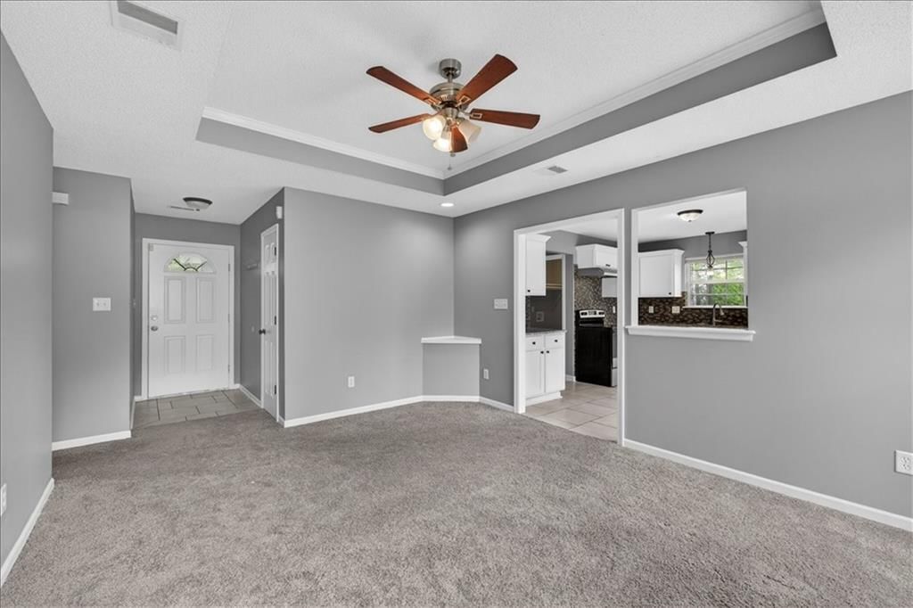 2800 S Fuller Avenue — photo 4