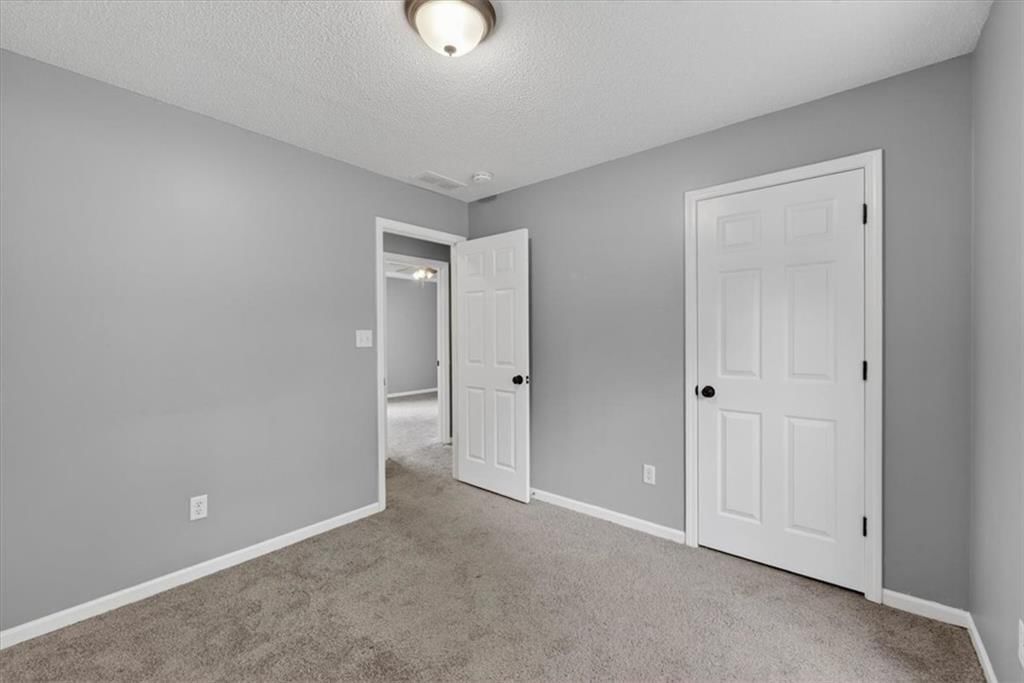 2800 S Fuller Avenue — photo 10